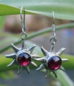 Silber Ohrringe mit Granat