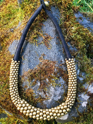 Halskette mit Messing Perlen im Ganesha Online Shop
