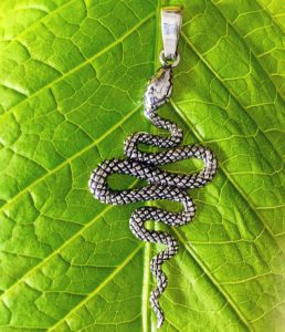 Schlange Silber Anhänger im Ganesha Online Shop