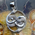 Ouroboros Anhänger in Silber