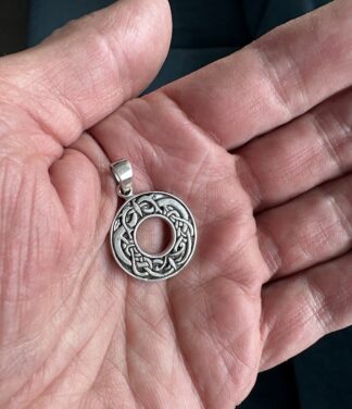 Silber Anhänger mit Keltischen Knotenmuster
