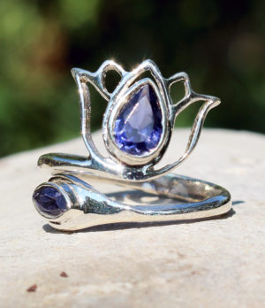 Verstellbarer Silberring mit Amethyst - Online Shop
