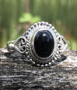 Silberring mit Onyx im Ganesha Online Shop kaufen