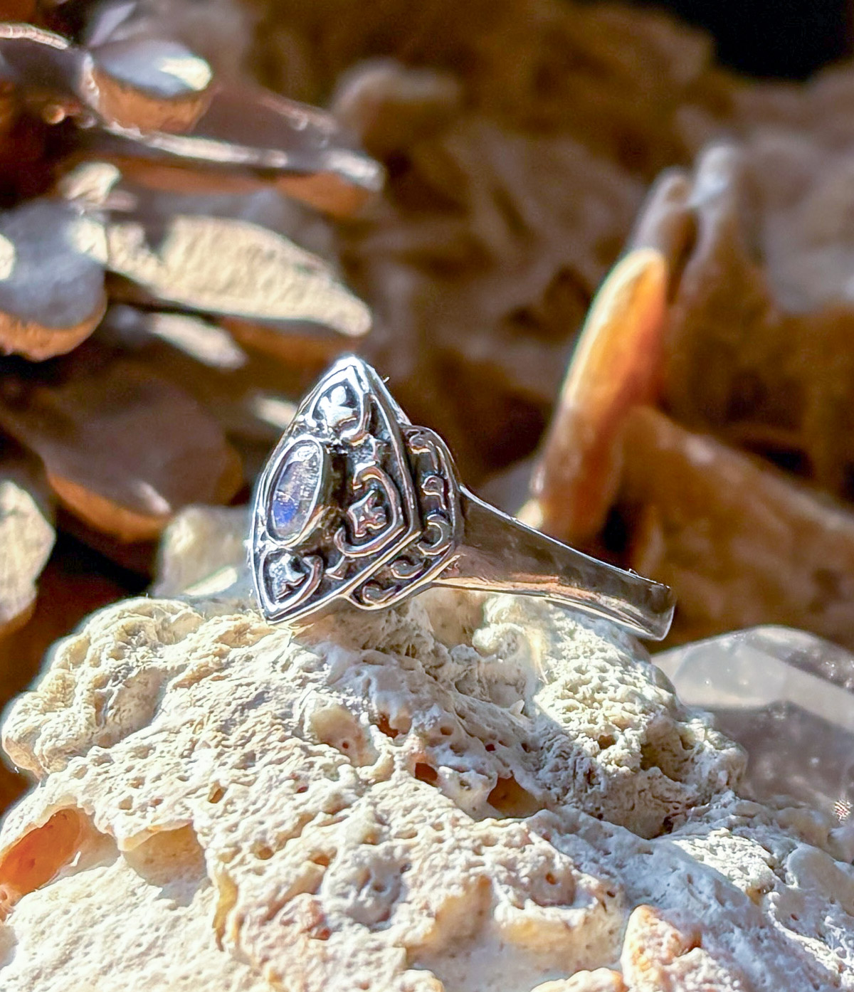 Silberring mit Mondstein fein facettiert